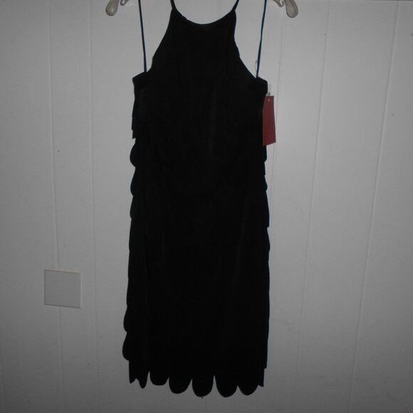 Unique Little Black Dress  with Pin Size 10  NWT  $89.99 - Picture 1 of 4